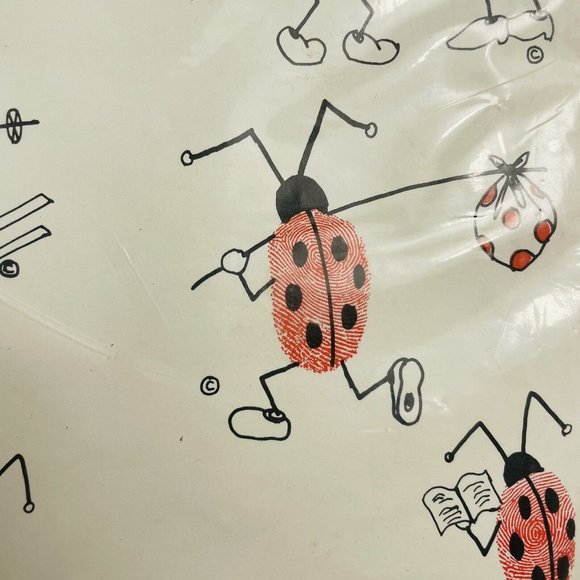 Thumkins Gift Wrap 1972  2 Ft 2 Sheet Package Ladybug House Weatherly Vintage - Picture 5 of 15